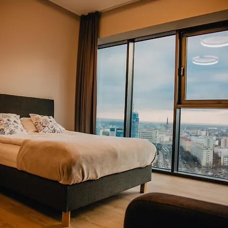 Jbhotels Premium Hanza Tower Apartmán 4*