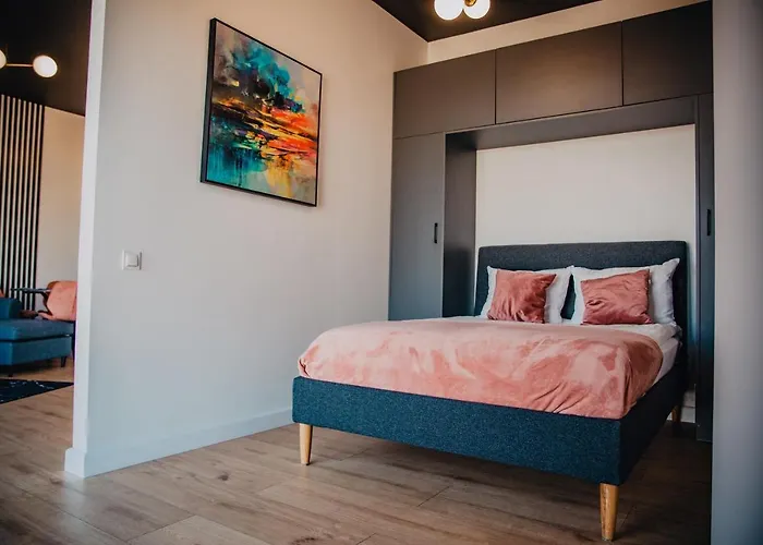 Jbhotels Premium Hanza Tower Апартаменти 4*